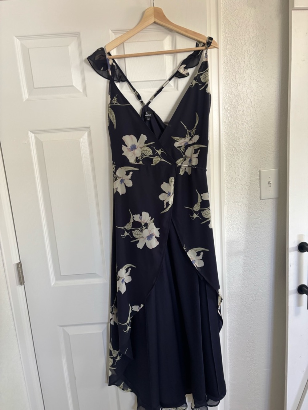 Lulus All Mine Navy Blue Floral Print High-Low Wrap Dress size L